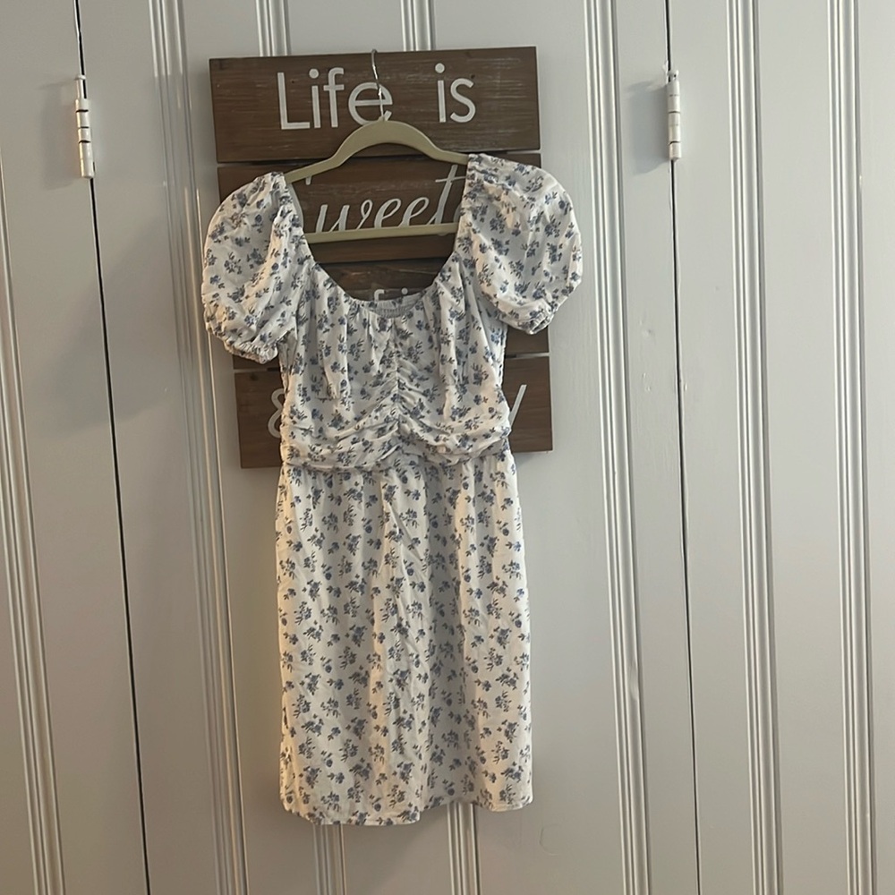 Hollister light blue flowers dress size small